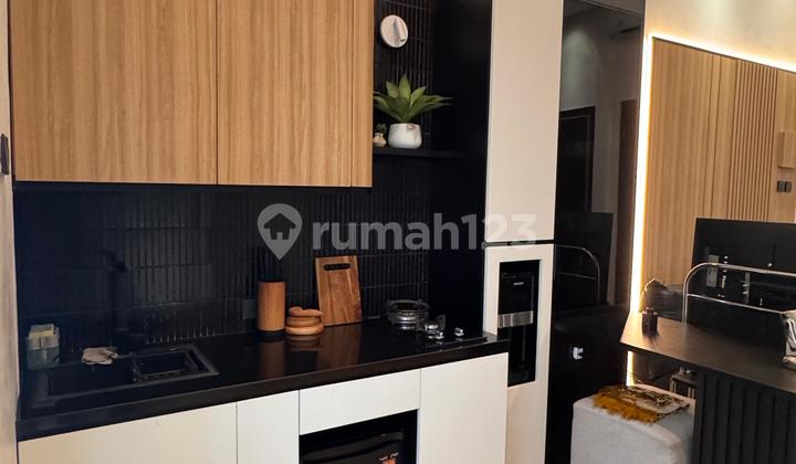 Fully Furnished House in Pakis