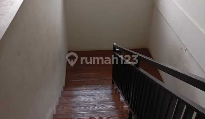 Ready-to-Occupy House in Lippo Cikarang, 2 Floors, Flood-Free 2