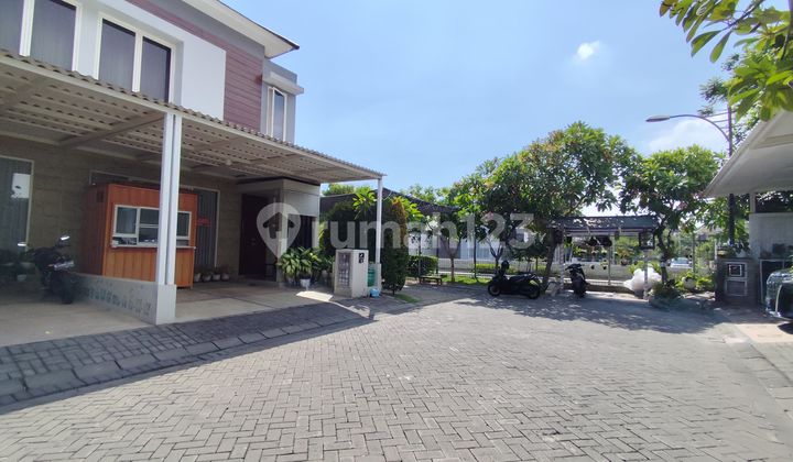 Modern Minimalist House in Citra Garden Cluster Green Hill 2