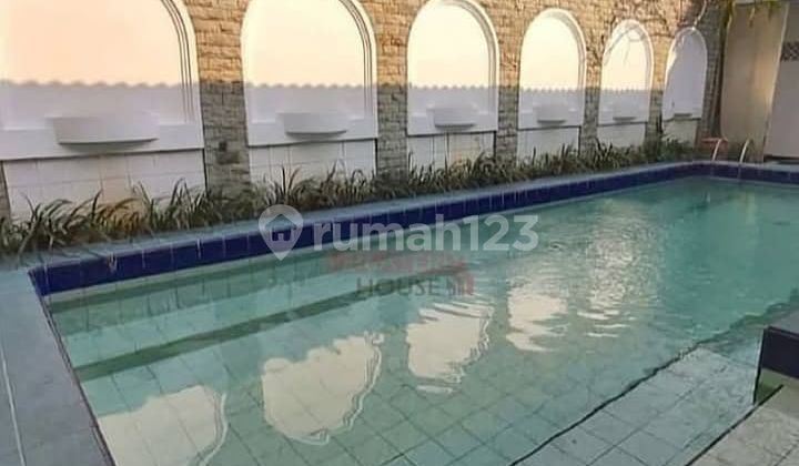 Hunian Sultan Langka di Cipete Selatan! di Atas Tanah 910 M², Private Pool & Backyard Luas - Rp 22 M" 1