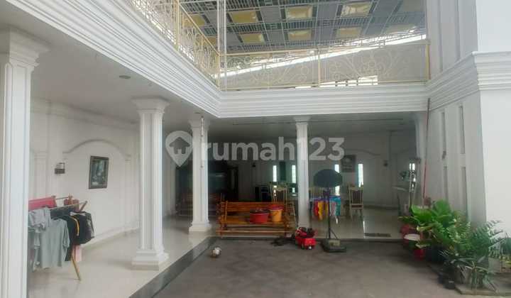 Luxury House in South Tambun Near Bekasi Museum Access to Grand Wisata Toll Road 2