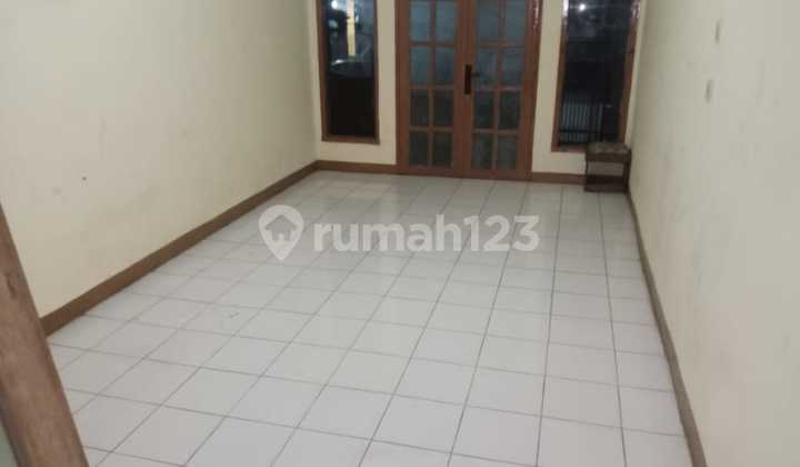 Profitable 2-Storey Shop House Cash Machine, 3 Units, Only 2.5 Billion! in the Cibinong Government Area 2