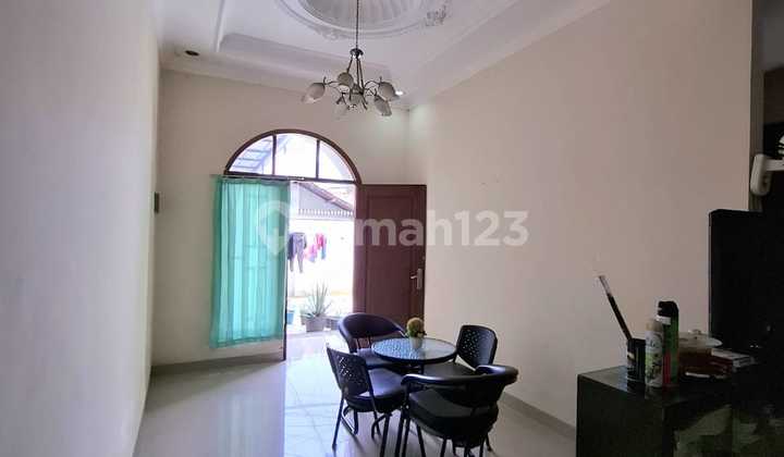 SHM House Ready to Occupy in a Strategic Location in Jagakarsa, South Jakarta