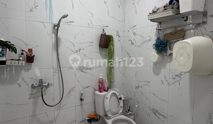 Rumah Dijual Cepat 2 Lantai Dekat Tol di Pondok Cabe, Jaksel 2