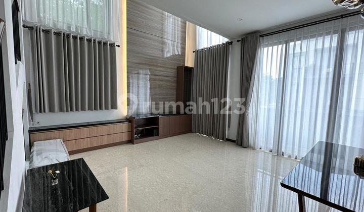 Rumah Disewakan Posisi Hook Free Maintainance Anti Bocor di BSD