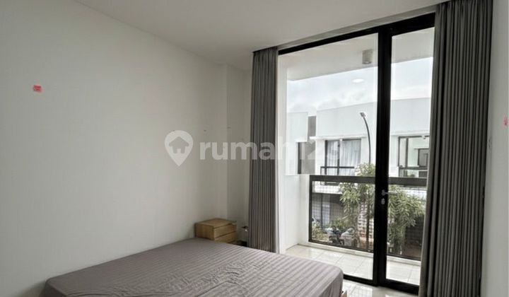 Rumah Legalitas SHM Hadap Utara dengan 2 Kamar di Tangerang