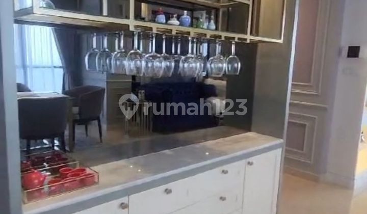 Apartemen 3 Kamar Full Furnished dengan Dining Area di Tebet 2