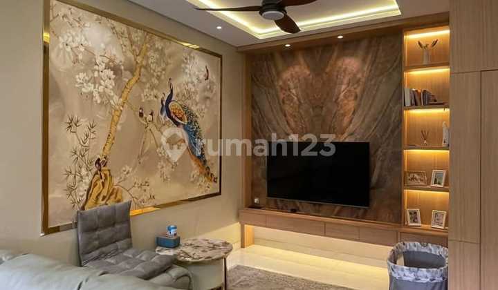 Rumah Bebas Banjir dengan Kitchen Set Mewah di Permata Hijau 2