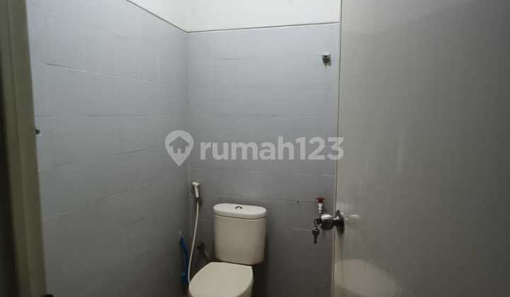 2-Story Ready-to-Use Shop House in Kota Wisata, Bogor Regency