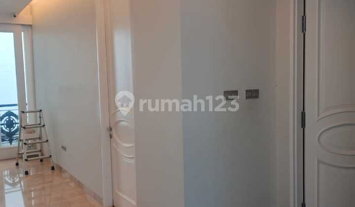 SHM House Already Furnished Facing Northwest in Kelapa Gading 2