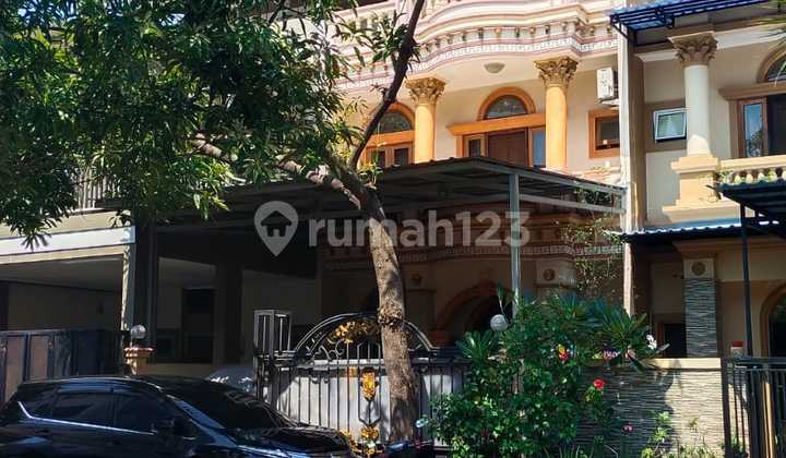 SHM Facing West Fully Furnished 3-Story House, Cengkareng West Jakarta