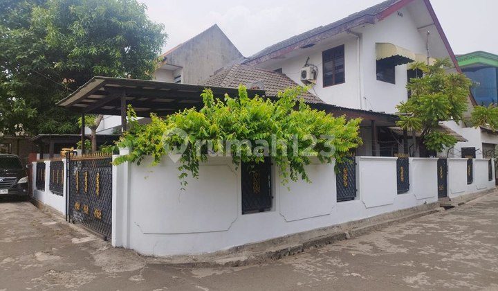 Dijual Cepat Rumah 2 Tingkat di Komp Depkes Kramat Jati 2