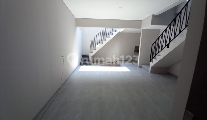 Dijual Rumah di Graha Kayu Putih Jakarta Timur 2