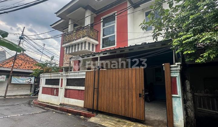 For Sale/Rent House in Otista (Corner Position)
