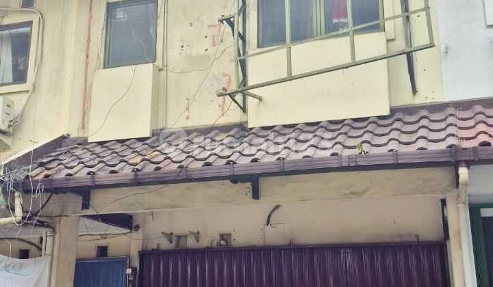 Ruko Sector 7 BSD City 2.5 Floors Strategic Location Tangerang - H20014 2