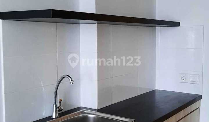 Quiet and Comfortable Service Apartment Ready to Occupy 2