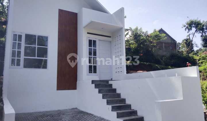 Rumah di Cileunyi Lok Strategis Harga Lebih Ringan Rumah SHM Rumah di Cileunyi Lok Strategis Harga Lebih Ringan Rumah SHM