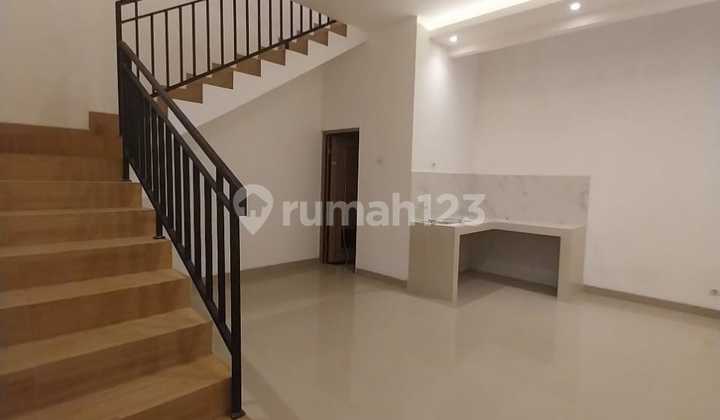 For Sale New Town House in Cempaka Putih