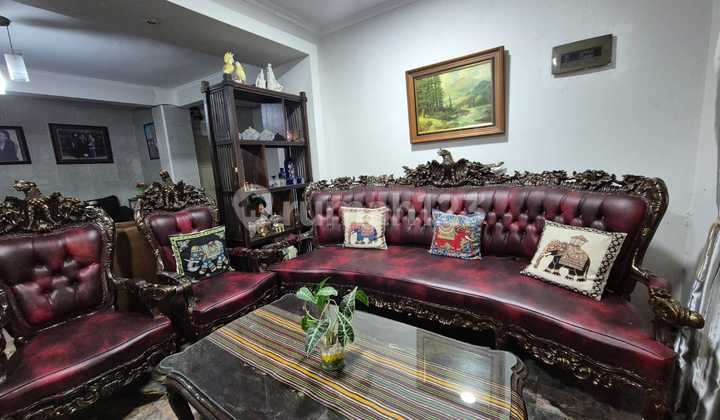 House for Sale, Move-in Ready in Kayu Putih