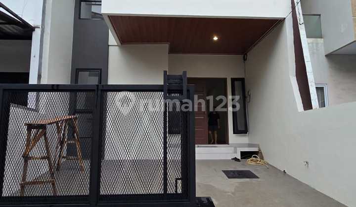 Dijual Rumah Baru Minimalis 2 Lantai Bagus di Kelapa Gading Dijual Rumah Baru Minimalis 2 Lantai Bagus di Kelapa Gading