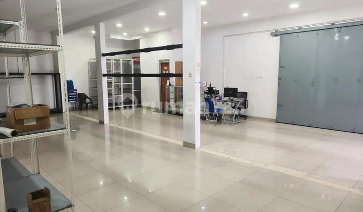 For Rent: Ready-to-Occupy Shop House in Pasteur Gunung Batu, Bandung City 2