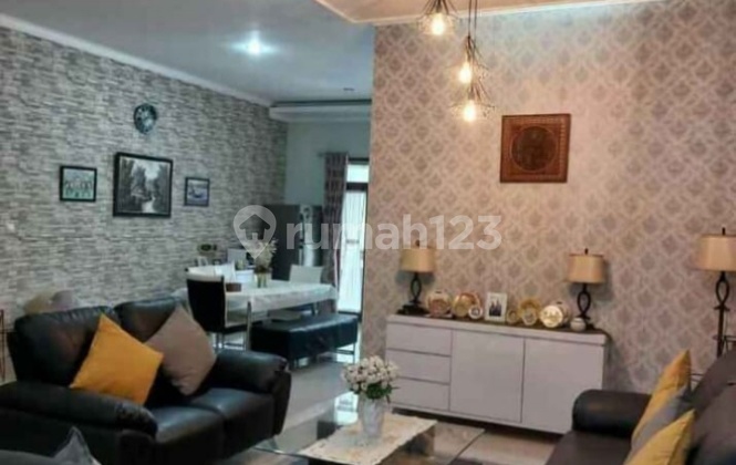 Rumah Siap Huni dan Terawat di Arcamanik Cisaranten Kota Bandung