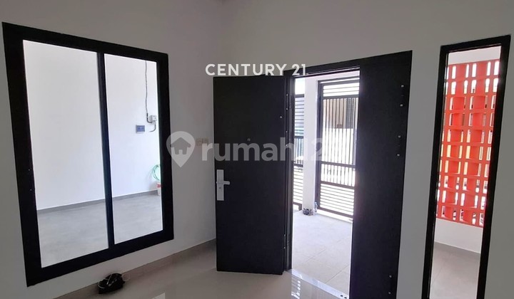 For Sale 3-Story House Near Jurangmangu Station 9500 2