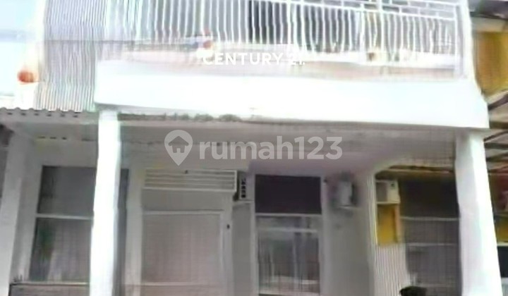 Dijual Rumah Impian di Mahogany Grove 7036