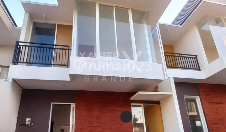 House in the Muslim Housing Area of Malang City House in the Muslim Housing Area of Malang City