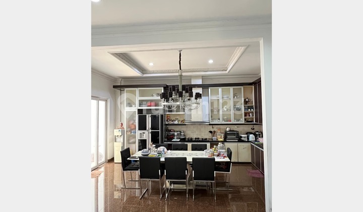 For Sale House in Duren Tiga, South Jakarta For Sale House in Duren Tiga, South Jakarta