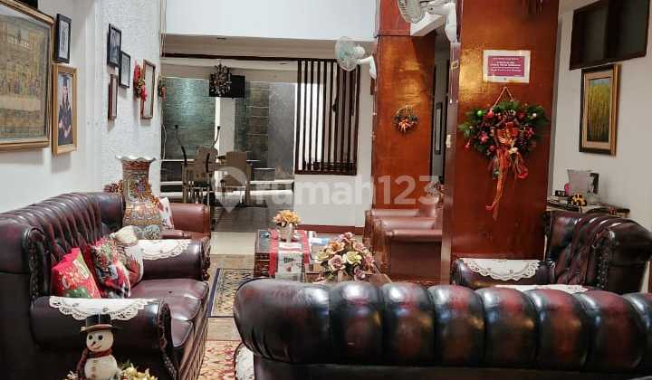 Dijual Bebas Banjir Lokasi Strategis di Menteng Jakarta Pusat Dijual Bebas Banjir Lokasi Strategis di Menteng Jakarta Pusat