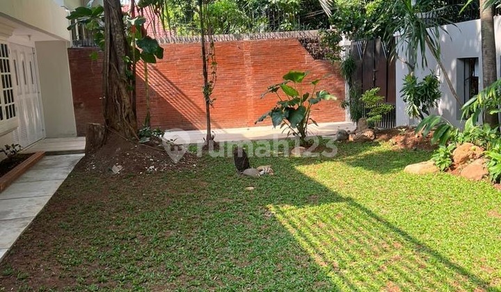 Disewak Rumah Siap Huni di Menteng Jakarta Pusat 2