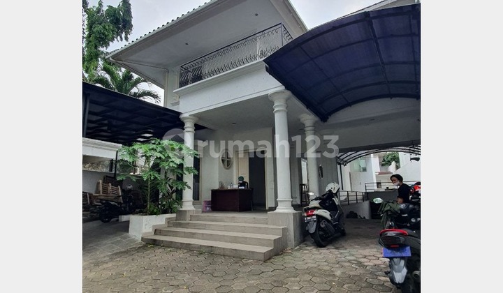 For Sale Elite Area House in Menteng Central Jakarta