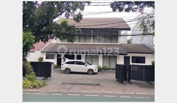 Dijual Rumah Kantor Pakubuwo Gunung Kebayoran Baru Jakarta Selatan