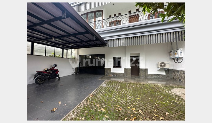 For Sale Luxury House Very Strategic Location Menteng Central Jakarta For Sale Luxury House Very Strategic Location Menteng Central Jakarta