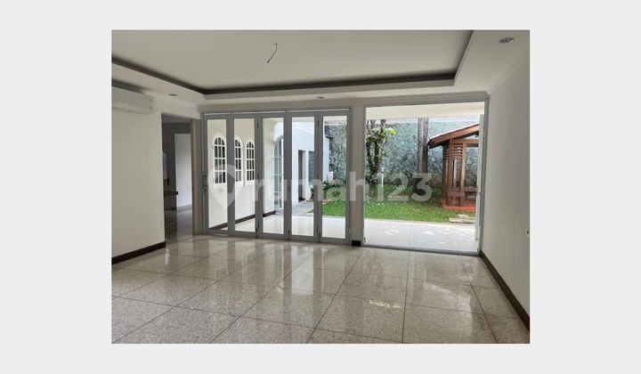 For Rent Ready-to-Occupy House in Menteng, Central Jakarta
