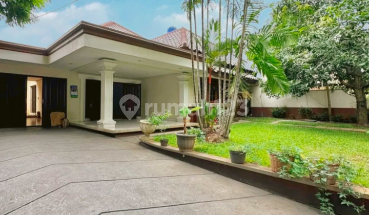 Dijual Rumah Tua Hitung Tanah Kawasan Meteng Dijual Rumah Tua Hitung Tanah Kawasan Meteng