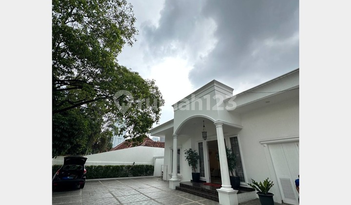 For Sale Move-in Ready House in Elite Location, Menteng, Central Jakarta For Sale Move-in Ready House in Elite Location, Menteng, Central Jakarta