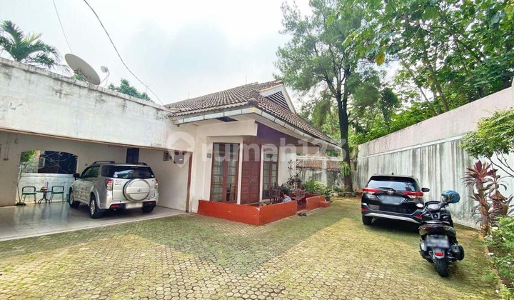 Dijual Rumah Lokasi Strategis di Pejaten Jakarta Selatan
