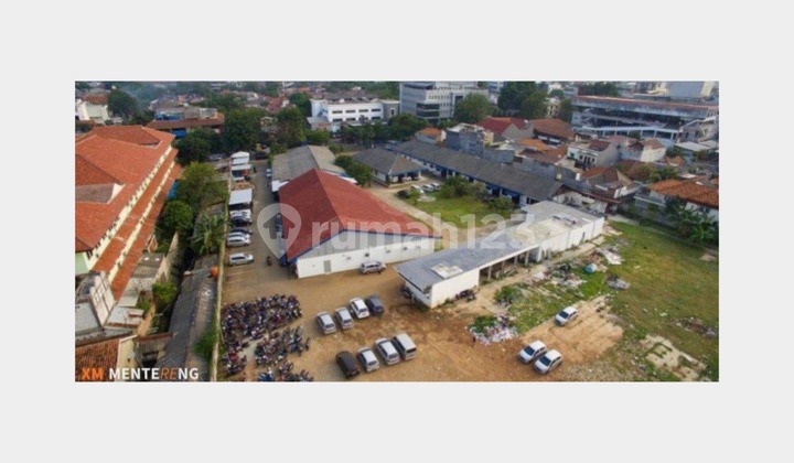 Land for Sale in a Strategic Location in Tebet Commercial Area Land for Sale in a Strategic Location in Tebet Commercial Area