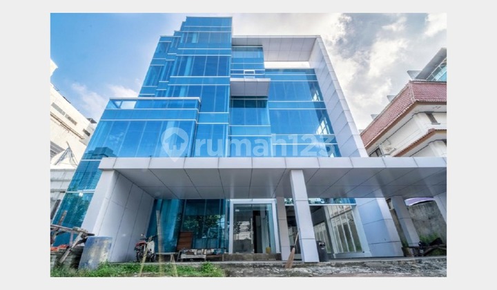 Dijual Gedung 5 Lantai Siap Huni Lokasi di Menteng Jakarta Pusat