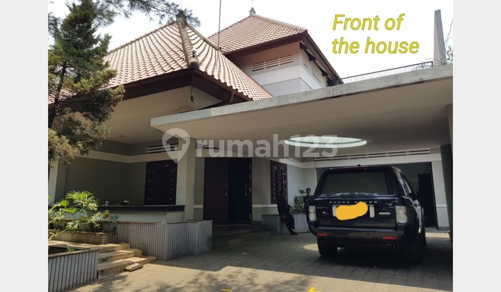 Disewakan Rumah Mewah di Menteng Jakarta Pusat Disewakan Rumah Mewah di Menteng Jakarta Pusat