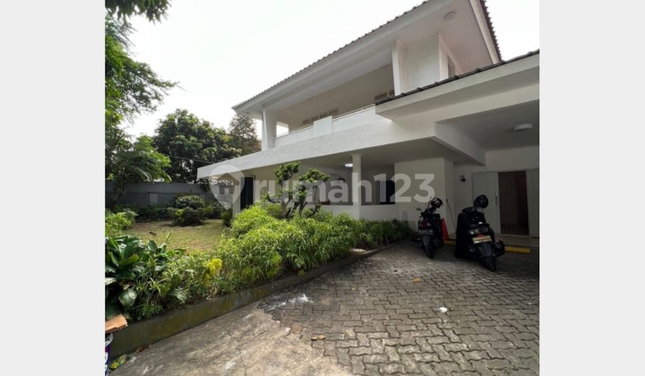 Dijual Rumah Mewah di Kebayoran Baru Jakarta Selatan