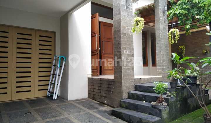 Disewakan Rumah Dekat Scbd Jakarta Selatan