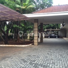 Disewakan Rumah Menteng Cocok untuk Buka Resto 2