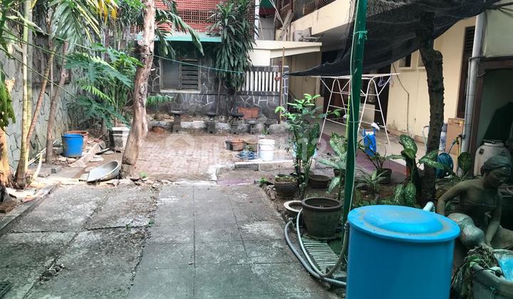 Dijual Rumah Tua Menteng Jakarta Pusat Area Komersial