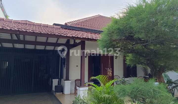 For Sale Ready-to-Occupy House in Menteng, Quiet Area, Central Jakarta