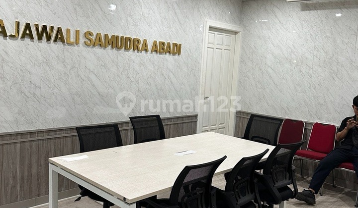 Dijual Gedung Kantor Menteng Cocok untuk Investor