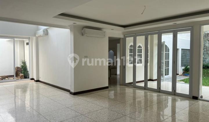 For Rent Nice House and Quiet Area Central Jakarta 2