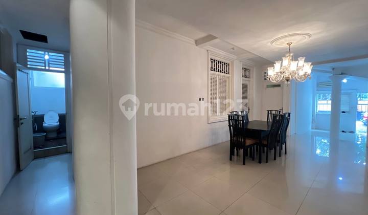 Disewakan Rumah Menteng Bagus Cocok untuk Hunian Jakpus
